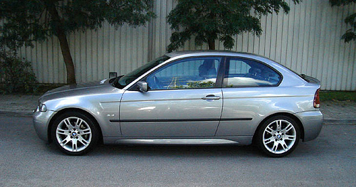 bmw 320d compact-pic. 1
