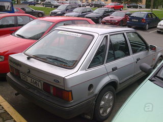 ford escort 1.6 d-pic. 3
