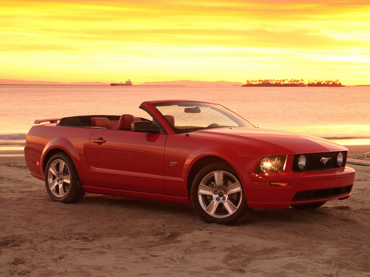 ford mustang convertible-pic. 1