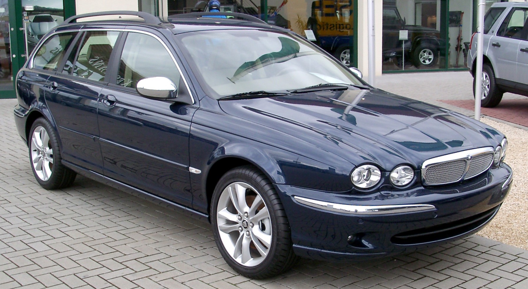 jaguar x-type 3.0 estate-pic. 3