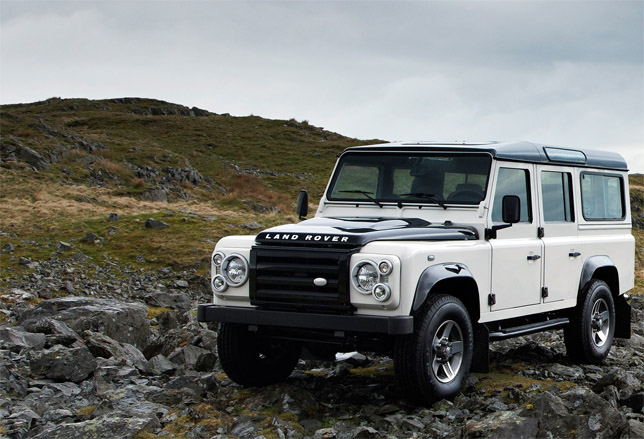 land rover defender limited edition-pic. 3