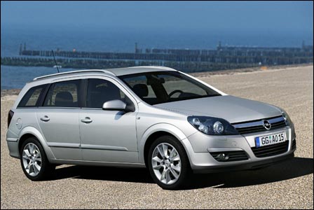 opel astra stationwagon-pic. 2