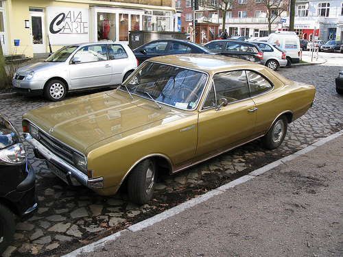 opel record coupe #7