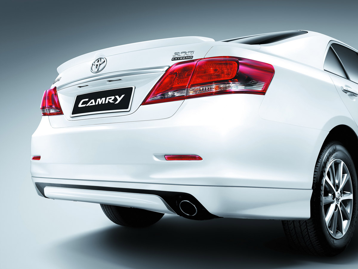 toyota camry 2.0 g-pic. 3