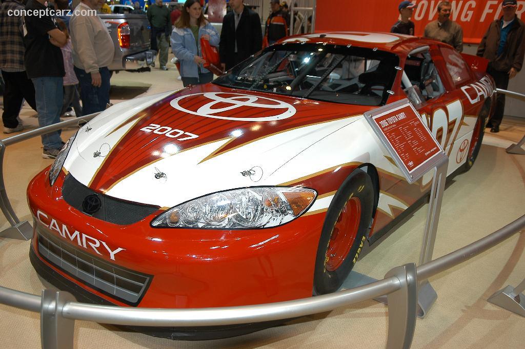 toyota camry nascar-pic. 3