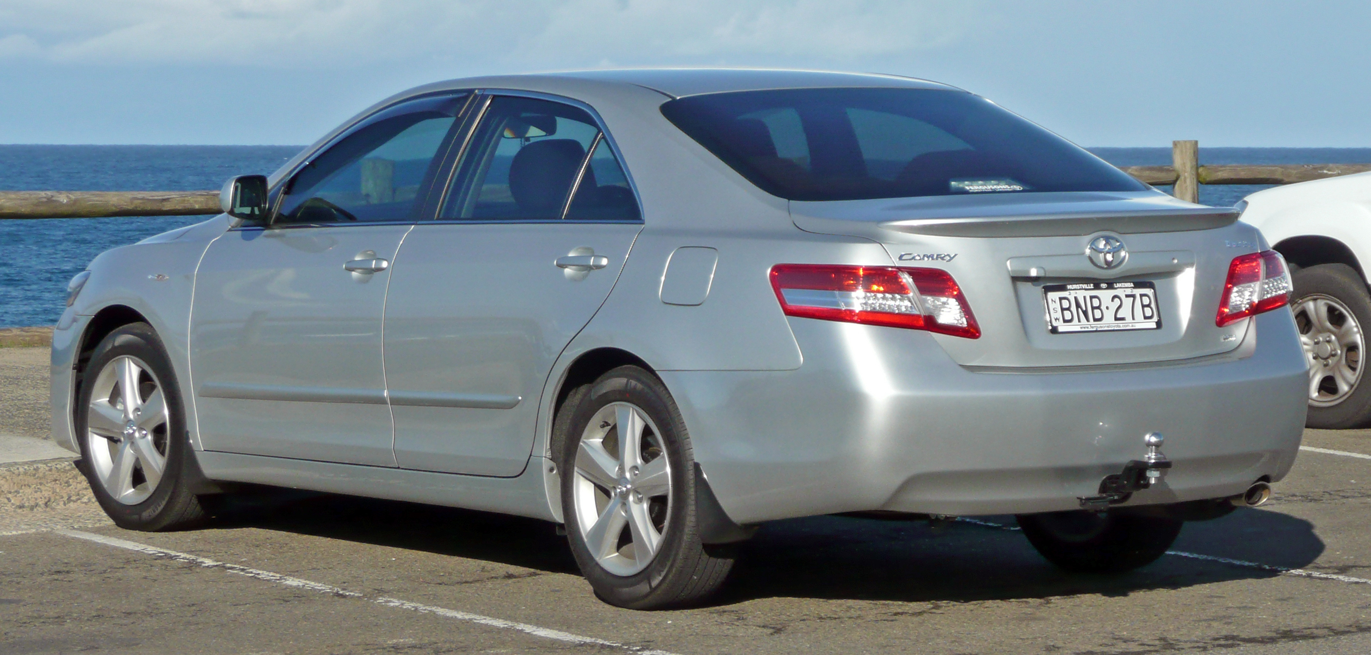 toyota camry touring-pic. 2