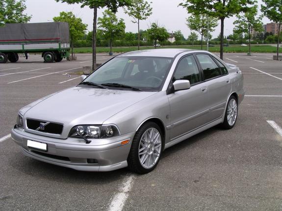 volvo s40 2.0 t-pic. 1