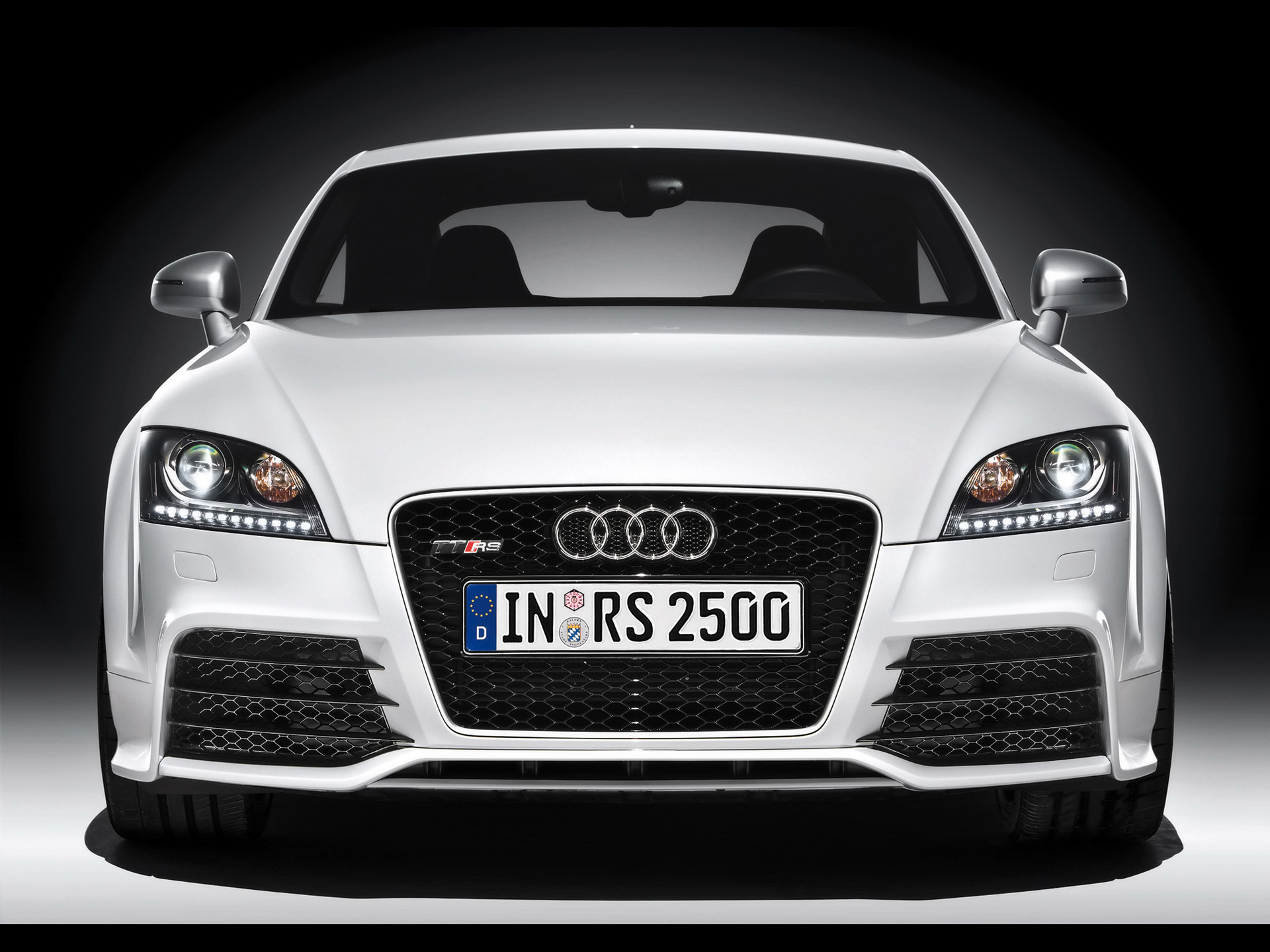 audi front-pic. 1