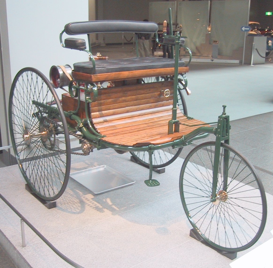 benz patent-motorwagen replica-pic. 1
