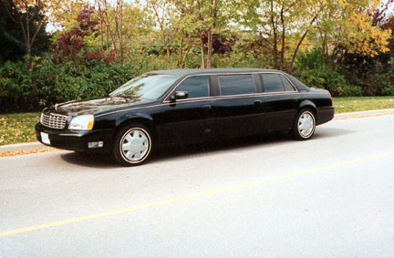 cadillac deville limousine-pic. 1