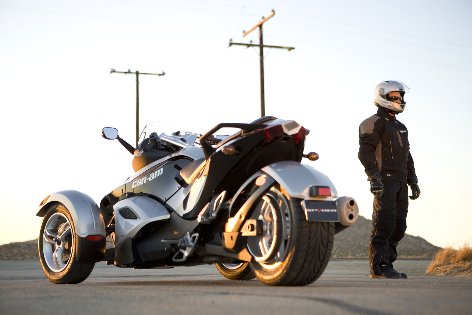 can-am spyder roadster se5-pic. 2