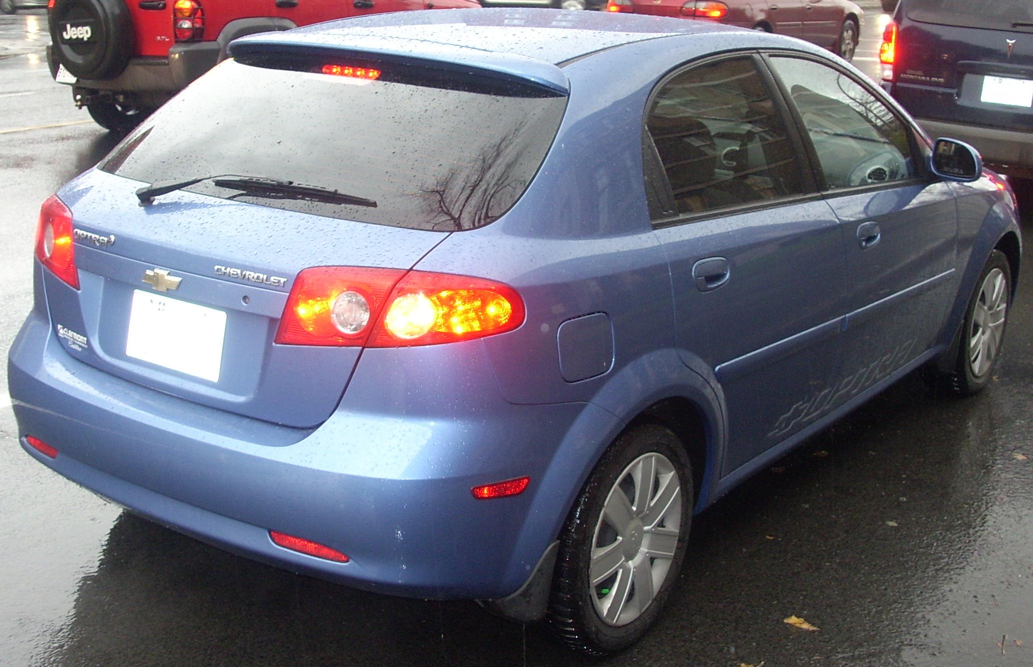 chevrolet optra 5-pic. 1