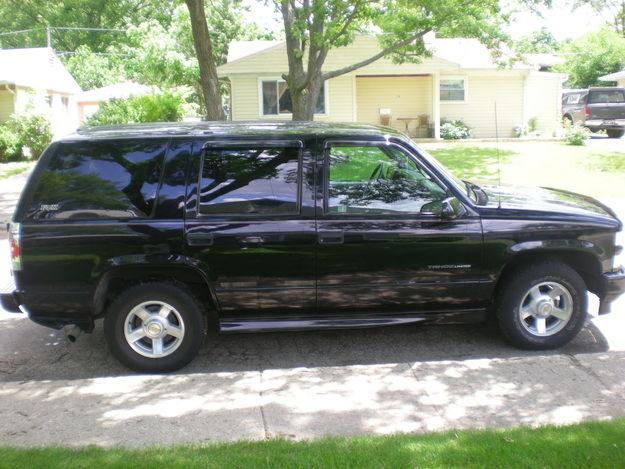 chevrolet tahoe limited-pic. 2