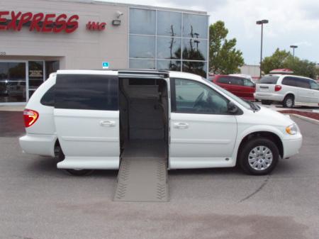 chrysler town & country lx #1