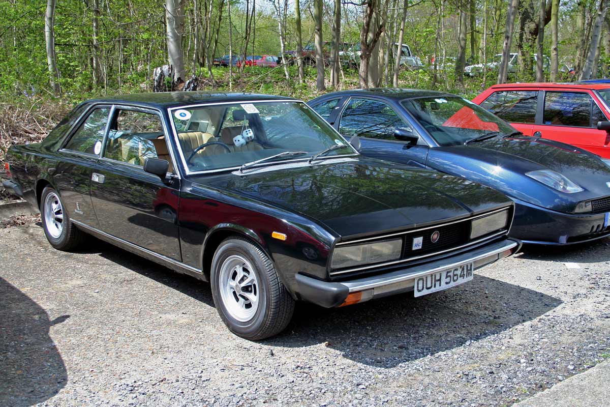 fiat 130 coupe-pic. 3