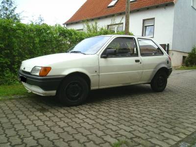 ford fiesta 1.1-pic. 1