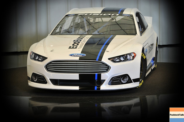ford fusion nascar-pic. 3