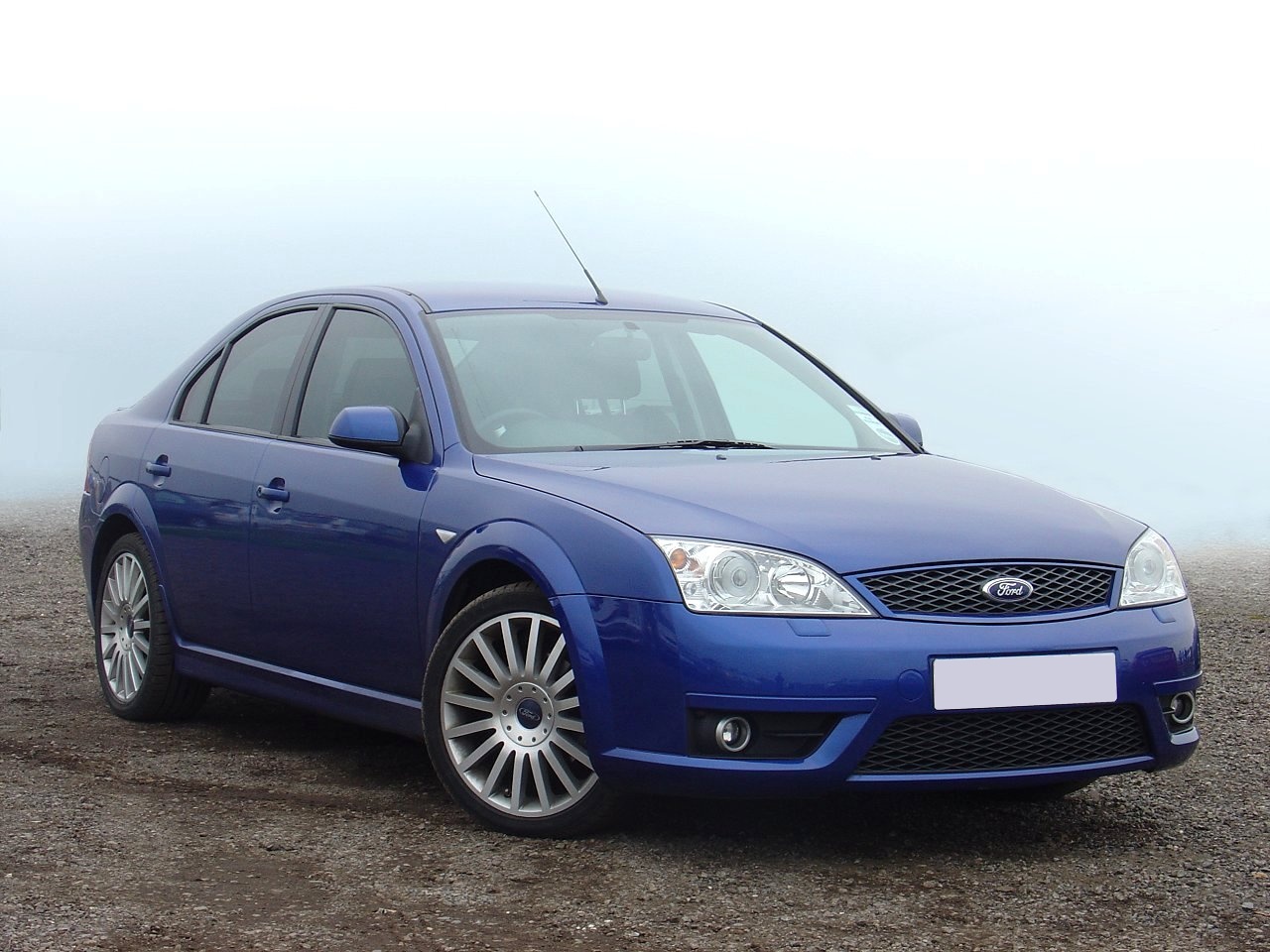 ford mondeo st 220-pic. 3
