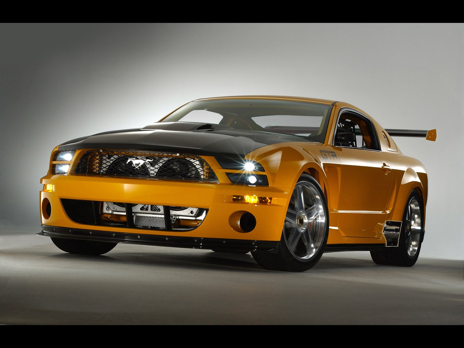 ford mustang gt-r concept-pic. 1