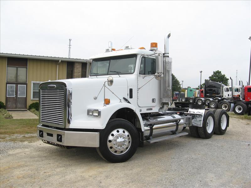 freightliner fld 120 sd-pic. 2