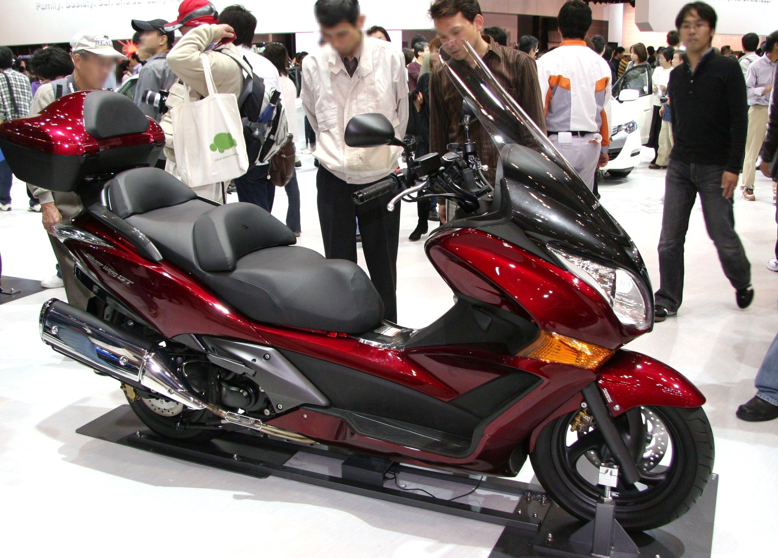 honda silver wing abs-pic. 2