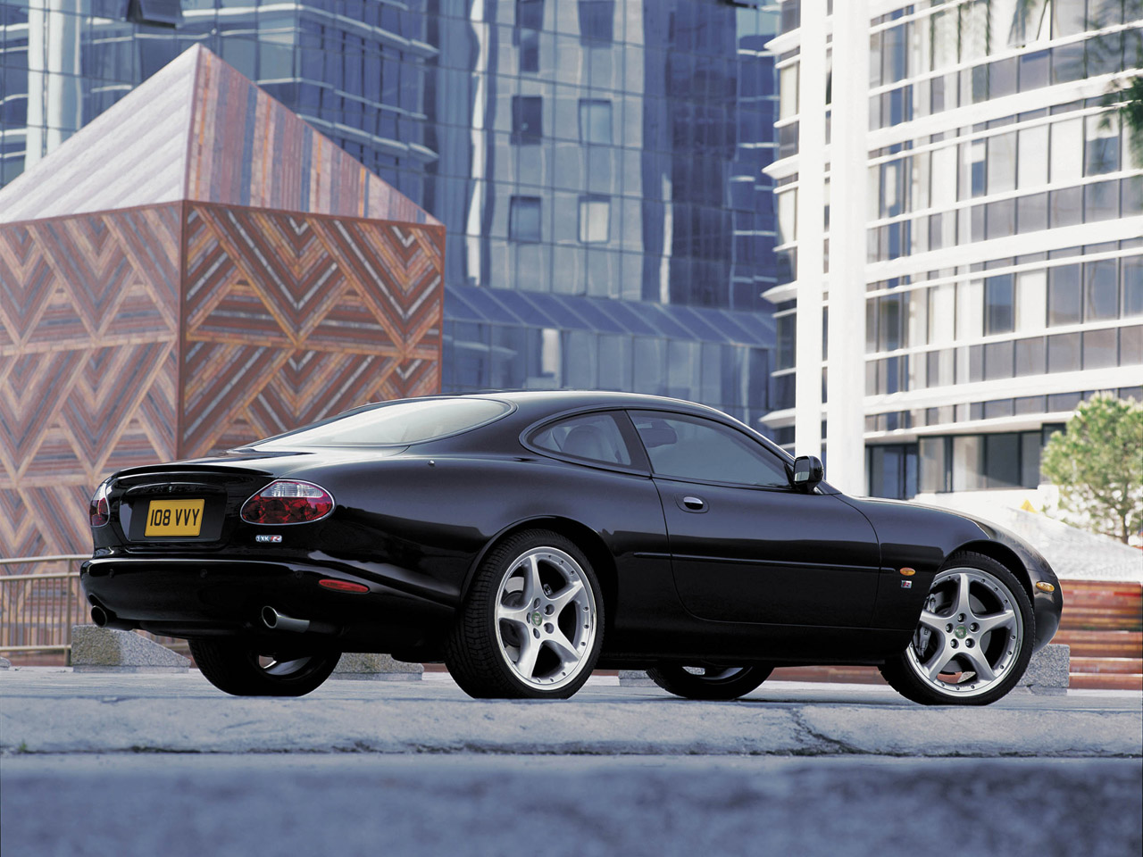 jaguar xkr coupe-pic. 1