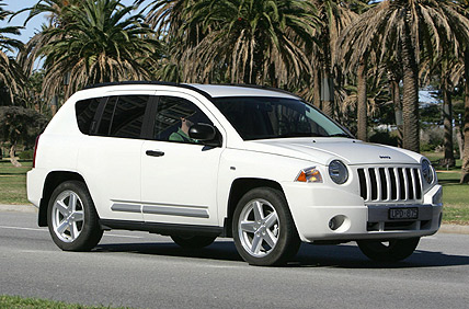 jeep compass limited-pic. 3