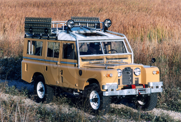 land-rover 109 series ii-pic. 2