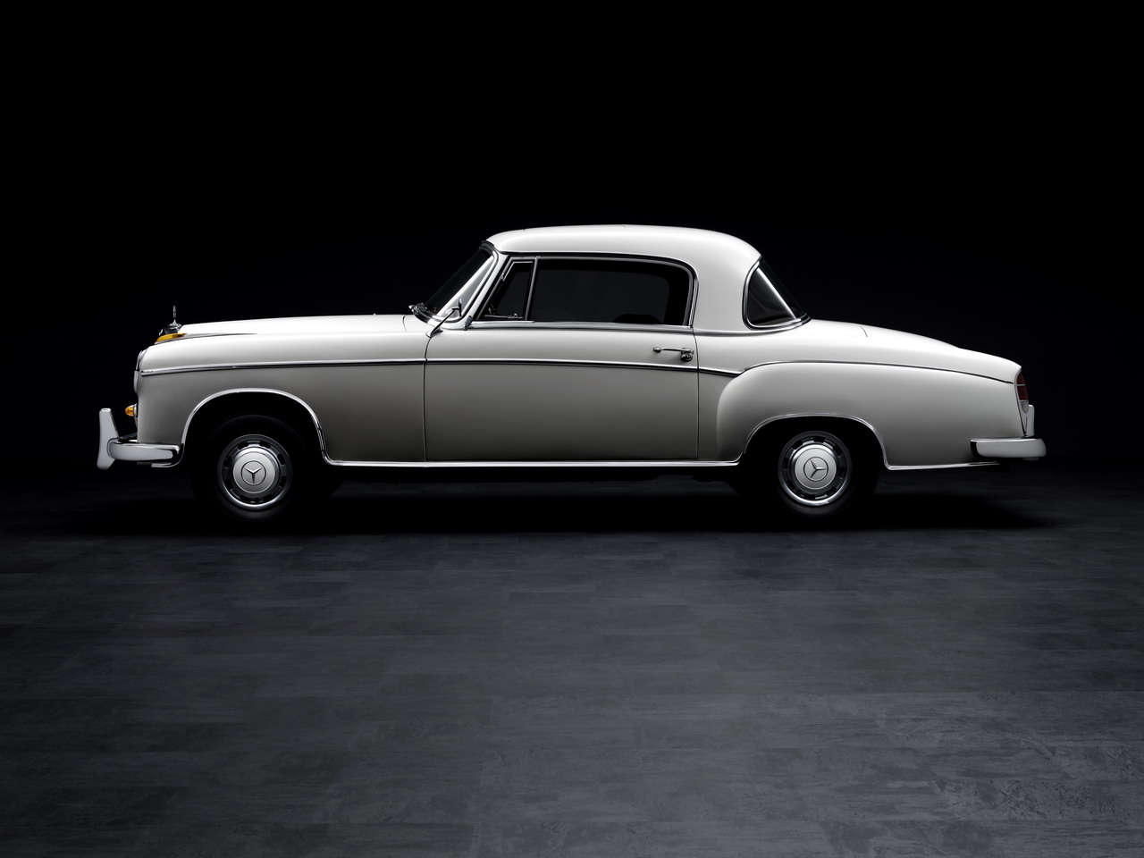 mercedes-benz 220s coupe-pic. 1