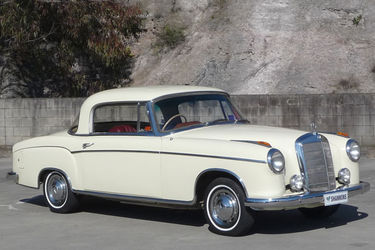mercedes-benz 220s coupe-pic. 2