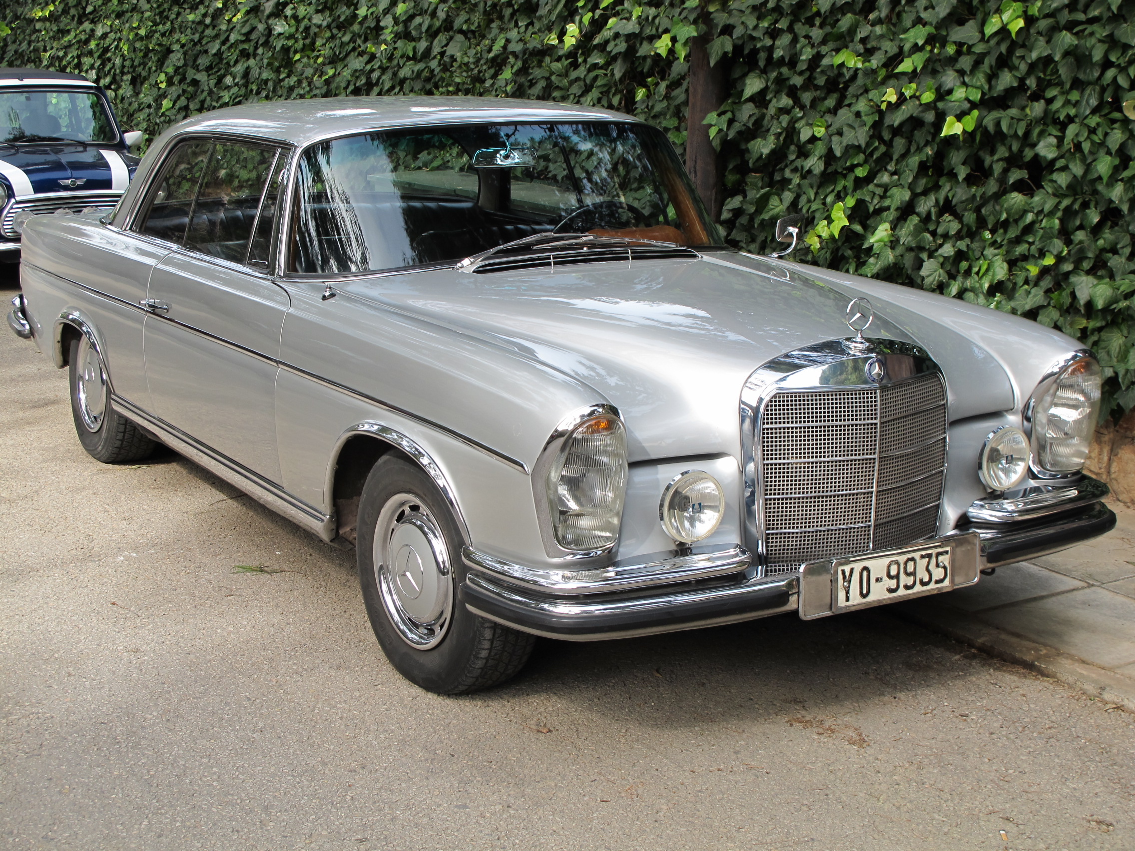 mercedes-benz 250 coupe-pic. 3