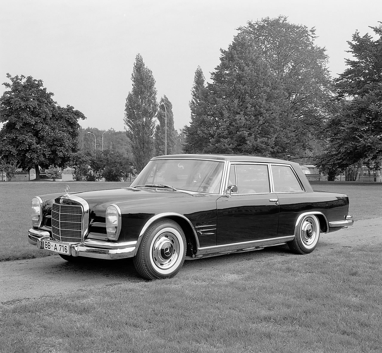 mercedes-benz 600 coupe-pic. 3
