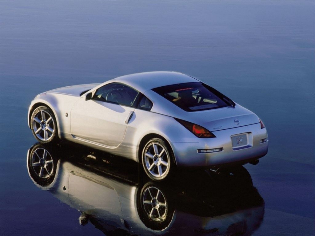 nissan 350 z coupe-pic. 3