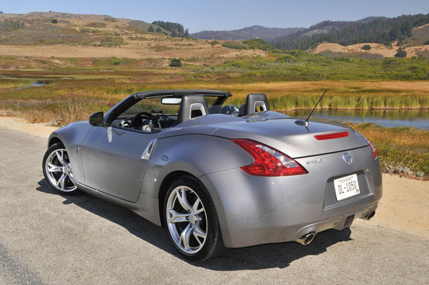 nissan 370z roadster touring-pic. 3