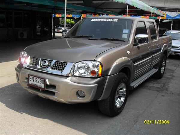 nissan big m frontier-pic. 2