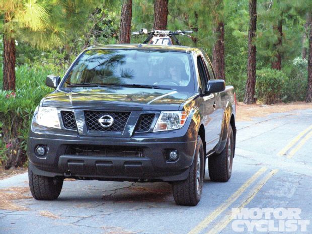nissan frontier king cab pro-4x-pic. 2