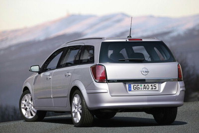 opel astra stationwagon-pic. 3