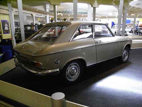 peugeot 204 coupe-pic. 3