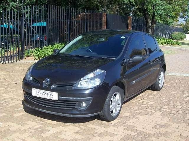 renault clio iii 1.4-pic. 2
