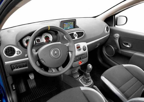 renault clio iii 1.6-pic. 2