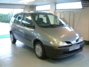 renault scenic 1.6 automatic-pic. 3