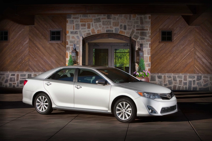 toyota camry 3.5 xle-pic. 1
