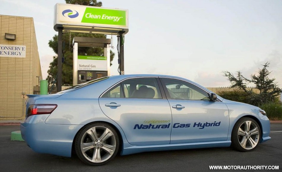 toyota camry cng hybrid-pic. 3
