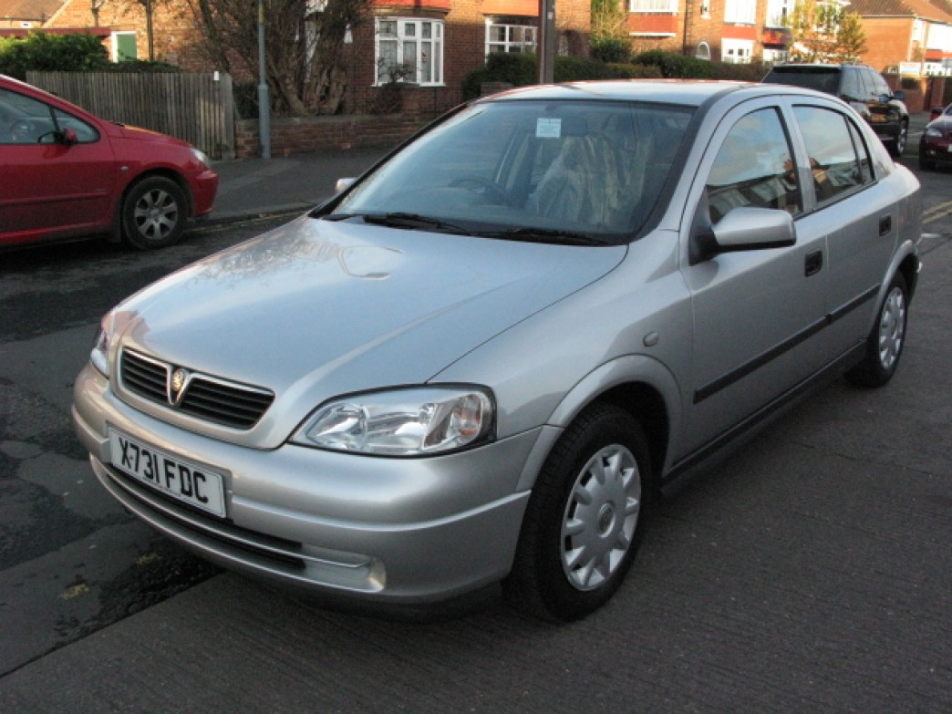 vauxhall astra 1.6-pic. 2