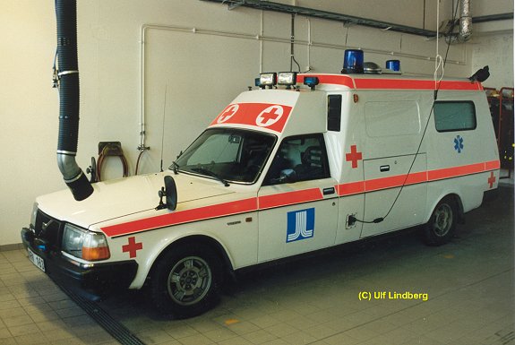 volvo 240 ambulans-pic. 1